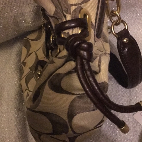 Coach purse - Picture 3 of 3